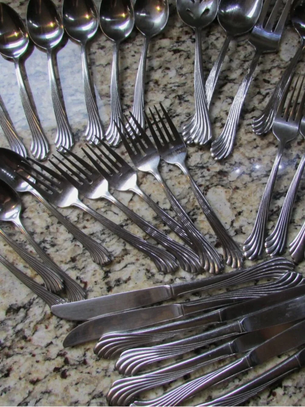 VINTAGE STANLEY ROBERTS SILVERWARE SET